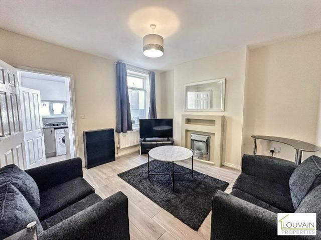 House for rent in Cwm, Wales