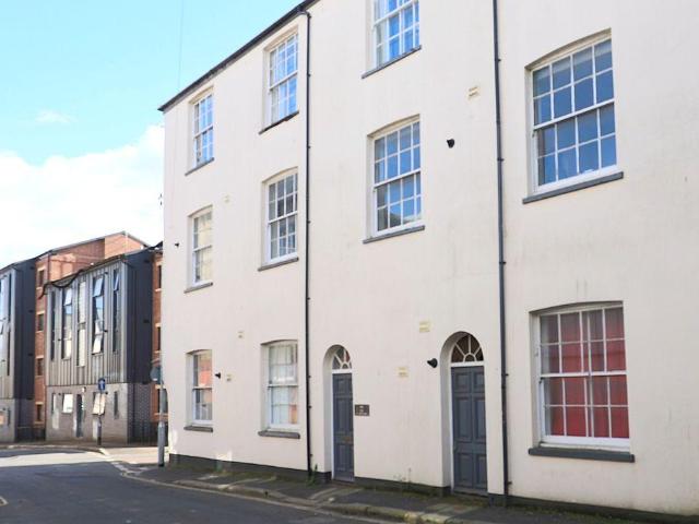 Apartment for rent in Watergate, Devon