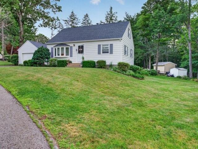 House for sale in Leicester, Massachusetts