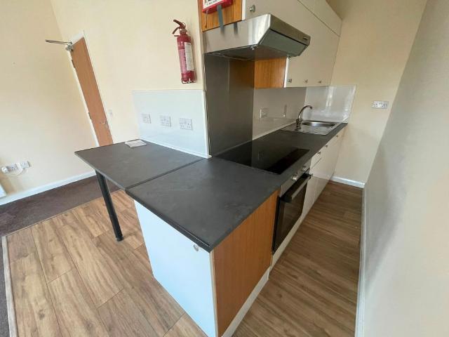 Apartment for rent in Southtown, Stokesby
