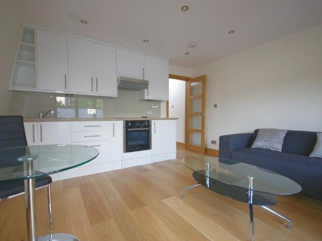 Apartment for rent in Hammersmith, Greater London