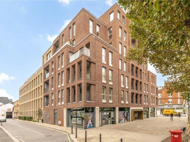 Apartment for rent in Hammersmith, Greater London