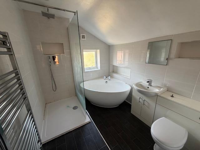 House for rent in Elmfield, Leicestershire
