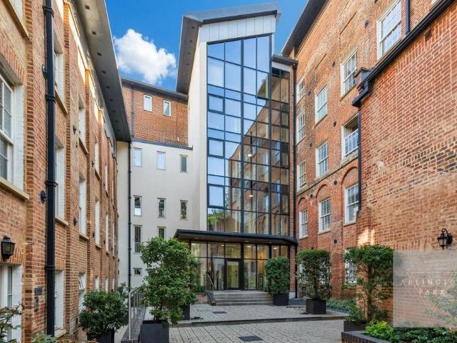 Apartment for rent in Lakenham, East Bank