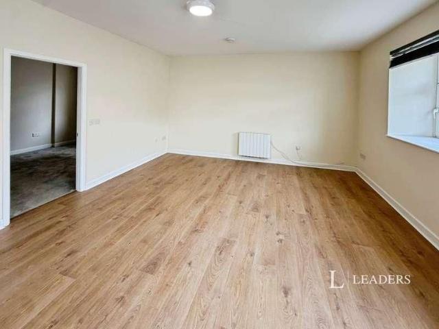 Apartment for rent in Elmfield, Leicestershire