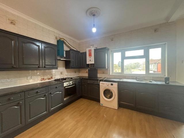 Apartment for rent in London Borough of Ealing, Greater London