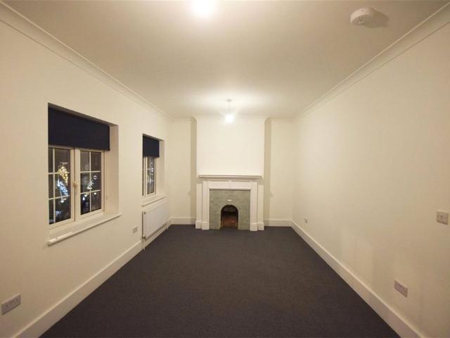 Apartment for rent in St Margarets, Greater London