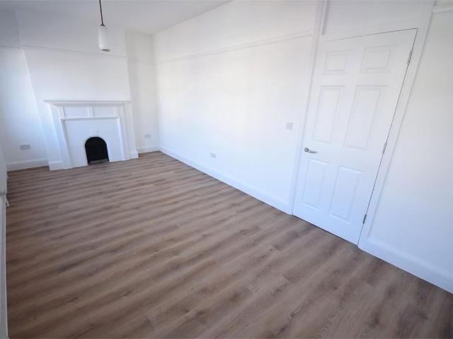 Apartment for rent in St Margarets, Greater London