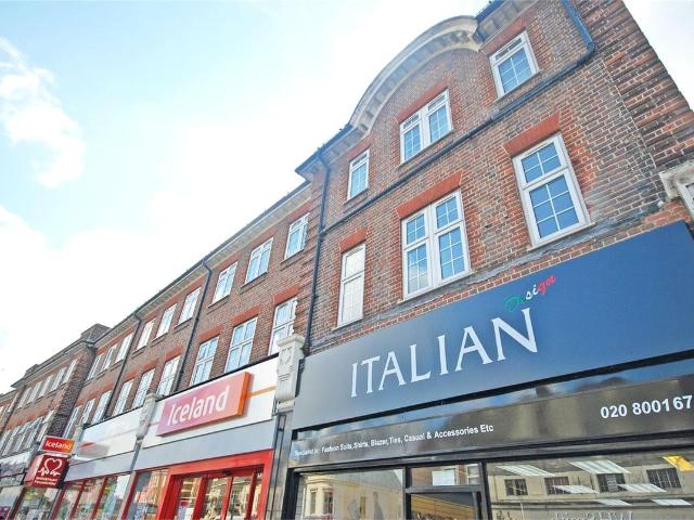 Apartment for rent in St Margarets, Greater London