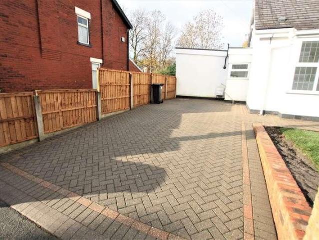 House for rent in Daisy Hill, Westhoughton