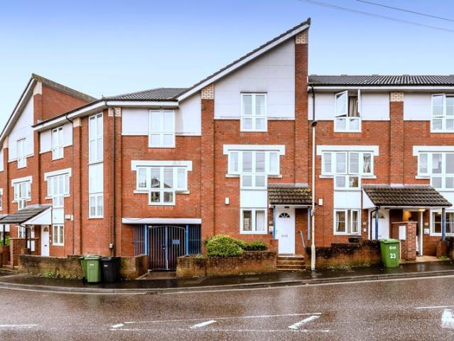 House for rent in Newtown, Exeter