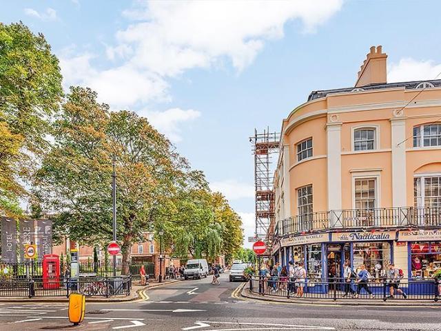 Apartment for rent in East Greenwich, Greater London