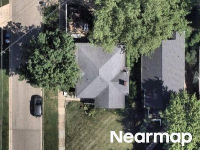 House for sale in Waterloo, Iowa