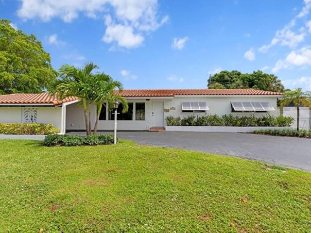 House for sale in North Palm Beach