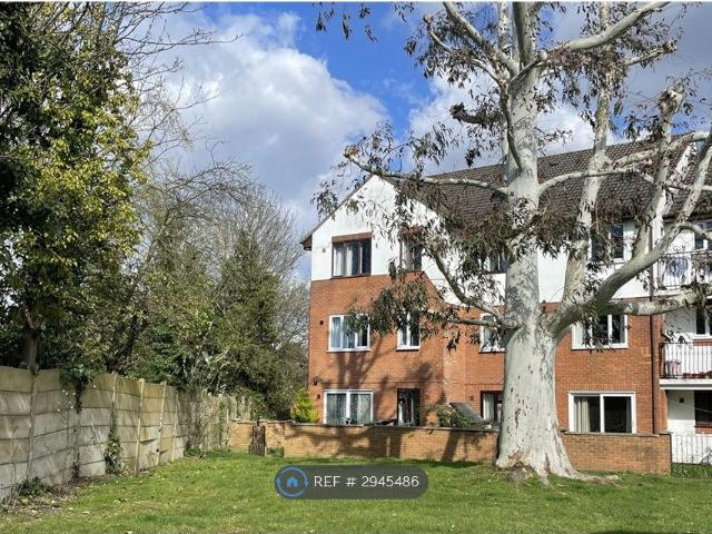 Apartment for rent in London Borough of Hounslow, Greater London