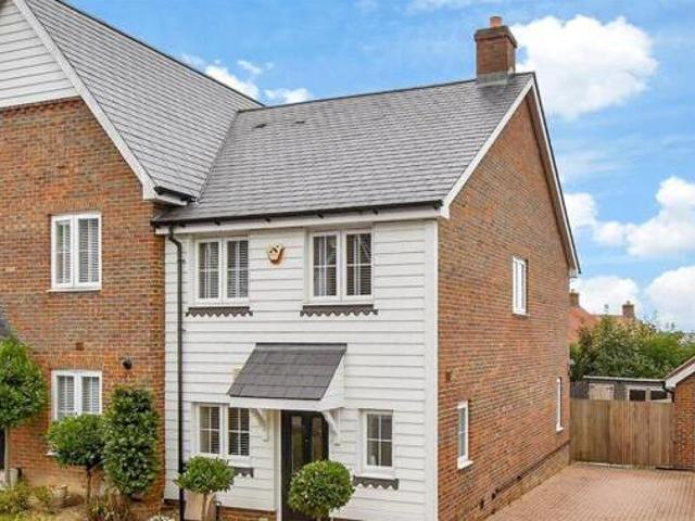 House for sale in Alderbrook, Wealden
