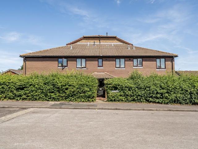 Apartment for rent in Westborough, Surrey