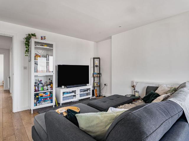 Apartment for rent in Hale Village, Tottenham Hale
