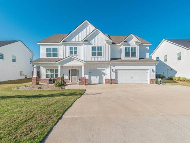 House for sale in Graniteville