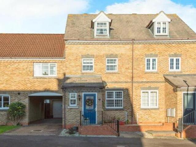 House for sale in Shefford, Bedfordshire