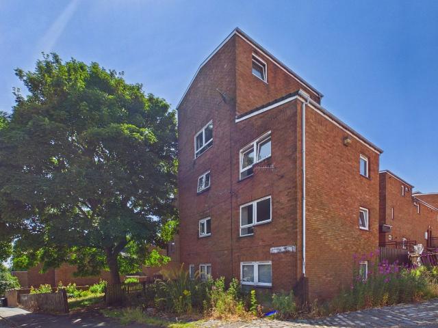 Apartment for rent in Hilltown, Scotland