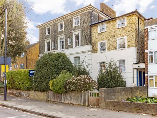 Apartment for rent in Clapham, Greater London