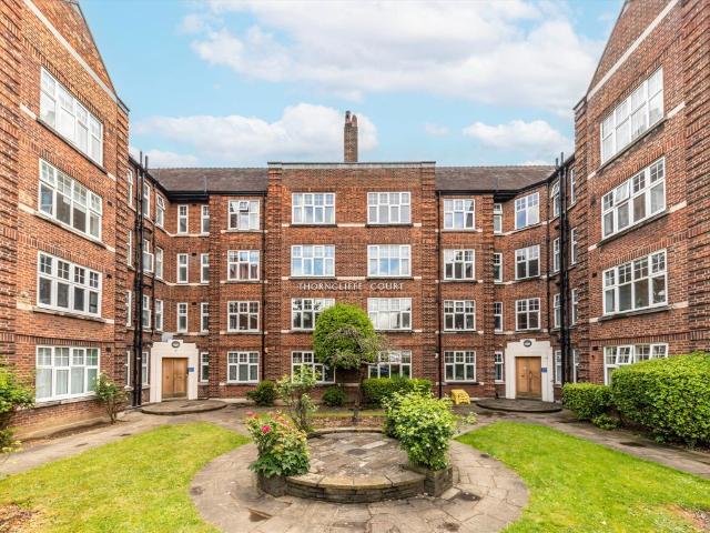 Apartment for rent in Streatham Hill, Greater London