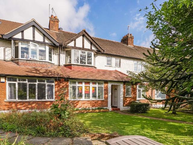 Apartment for rent in Streatham Hill, Greater London