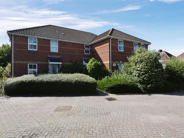 Apartment for rent in Helford, Hampshire