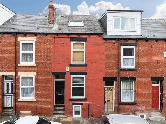 House for rent in Hyde Park, West Yorkshire