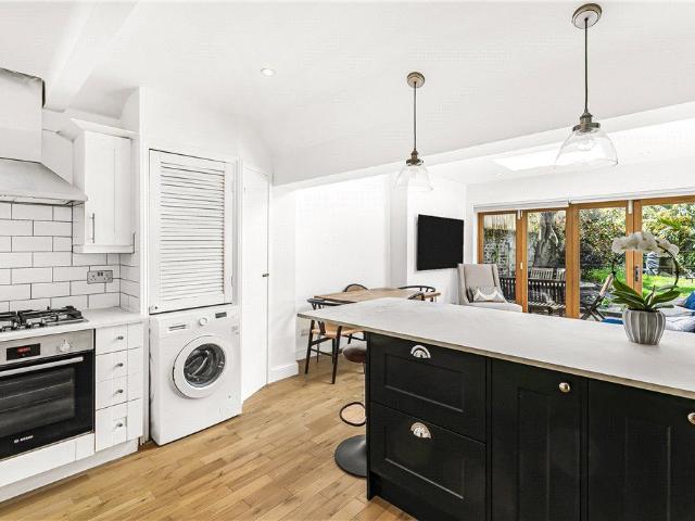 House for rent in Clapham, Greater London