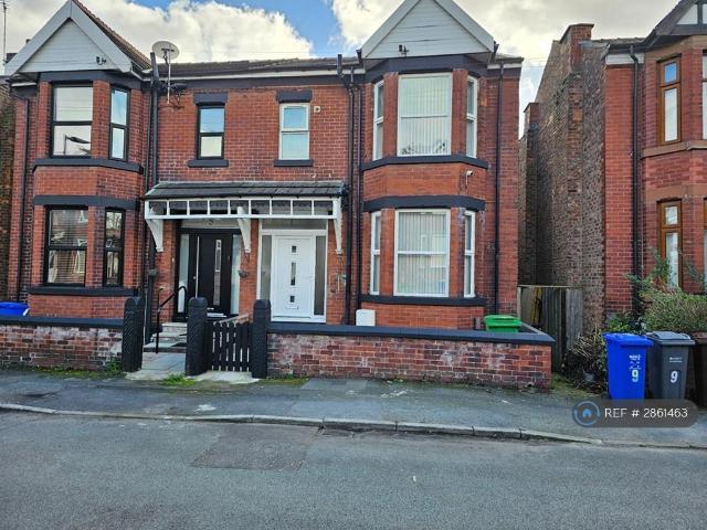 House for rent in Crumpsall, Manchester