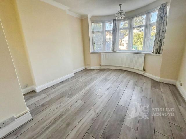 House for rent in Kempton Park, Lower Halliford