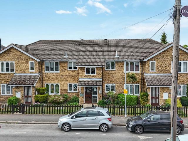 Apartment for rent in Holywell Estate, Watford