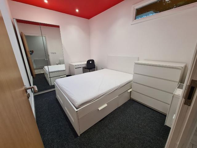 Room for rent in Hillfields, West Midlands