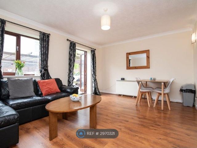 Apartment for rent in Park Central, Birmingham