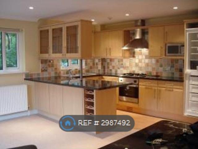 Apartment for rent in Huddersfield, West Yorkshire