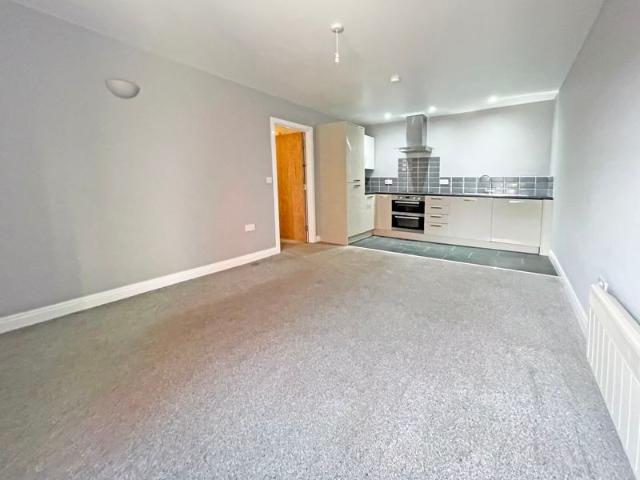 Apartment for rent in Stow Hill, Wales