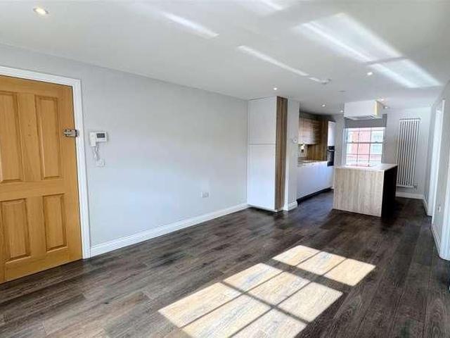Apartment for rent in Cathedral Quarter, Derby