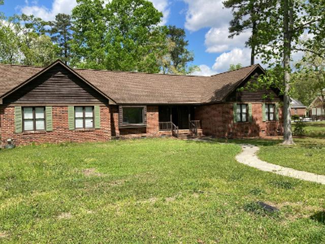 House for sale in Lumberton, North Carolina