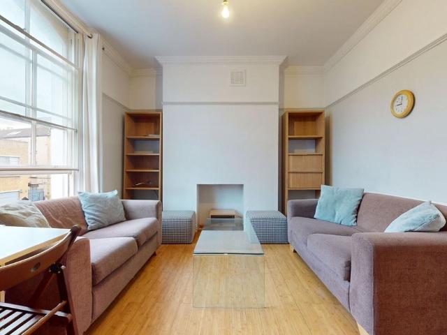 Apartment for rent in Clerkenwell, Greater London