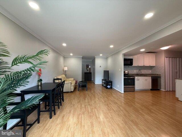 Condo for sale in Fairfax