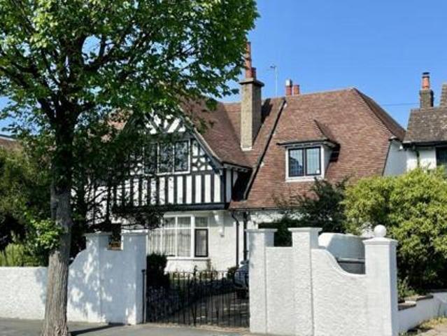 House for sale in Ratton, Eastbourne
