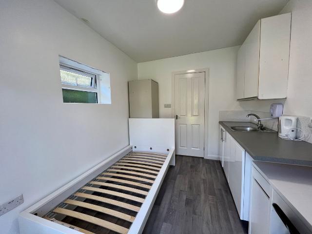 Studio for rent in Ratton, Eastbourne