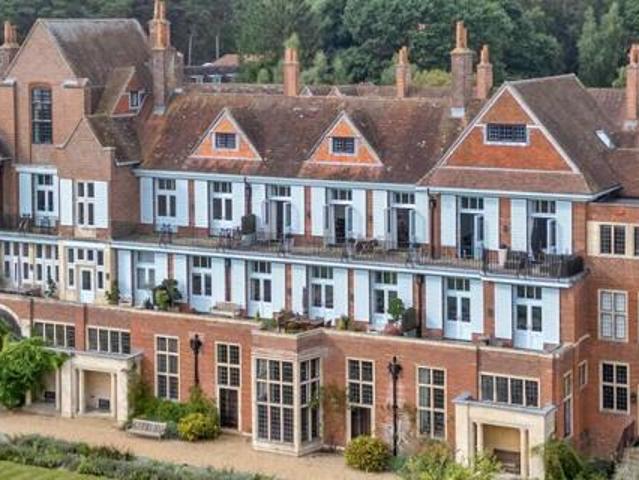 House for sale in Midhurst, Chichester