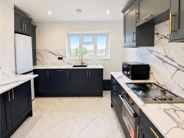 Apartment for rent in Preston, Greater London