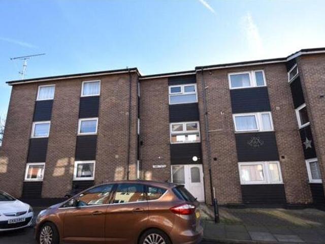 House for sale in Dale Hill, Essex