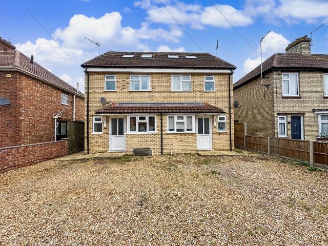House for rent in Chesterton, Arbury