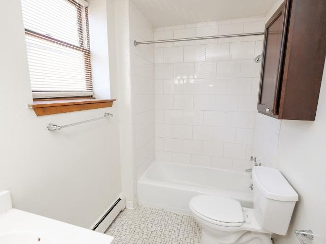 Apartment for rent in Hennepin, Minnesota