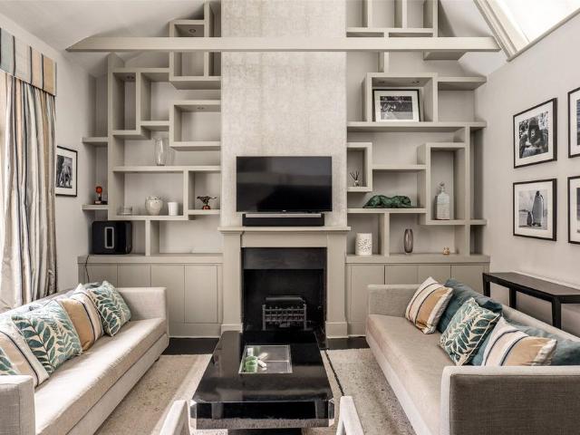 House for rent in Brompton, Greater London